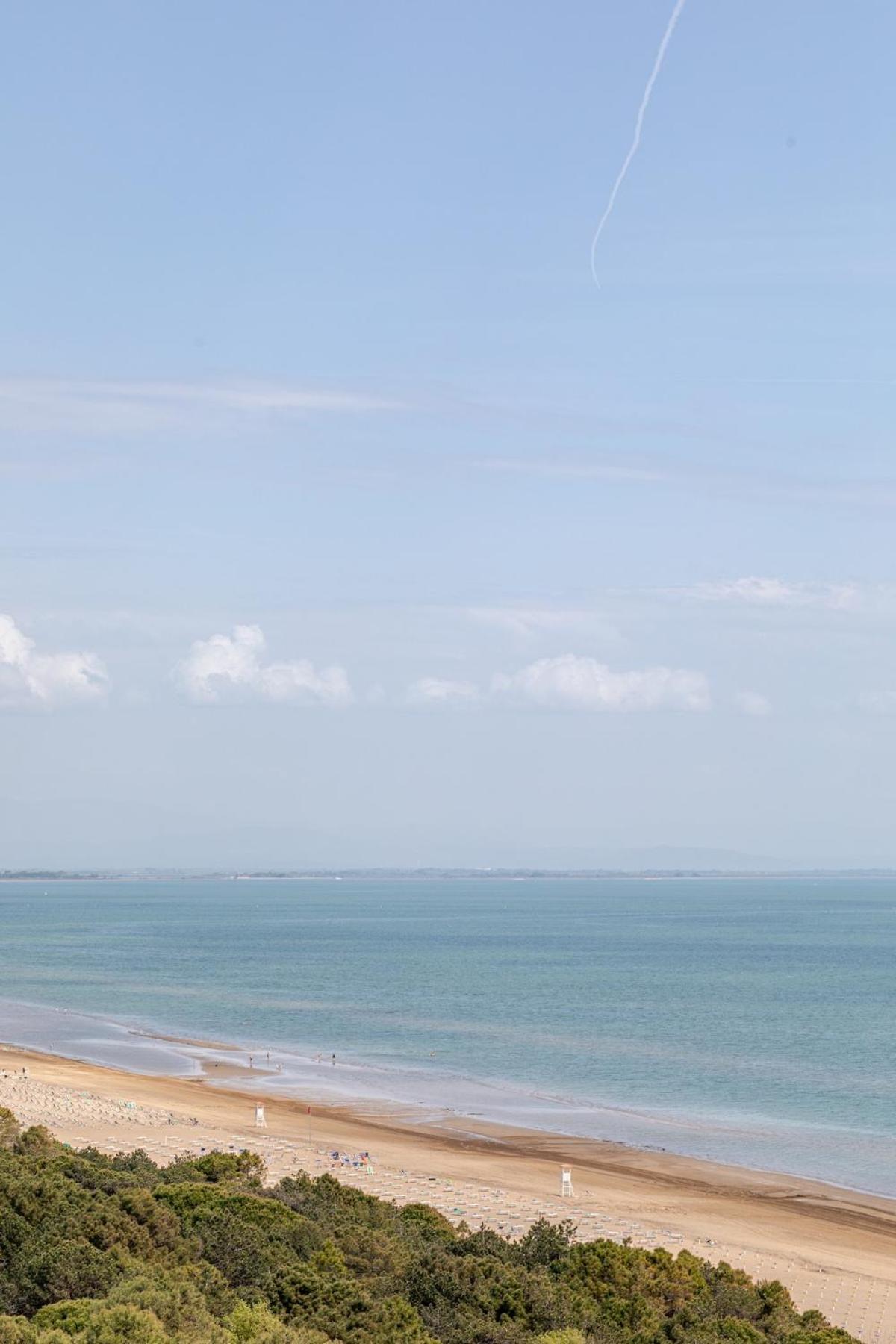 Apartament Skyline Lignano Lignano Sabbiadoro Zewnętrze zdjęcie